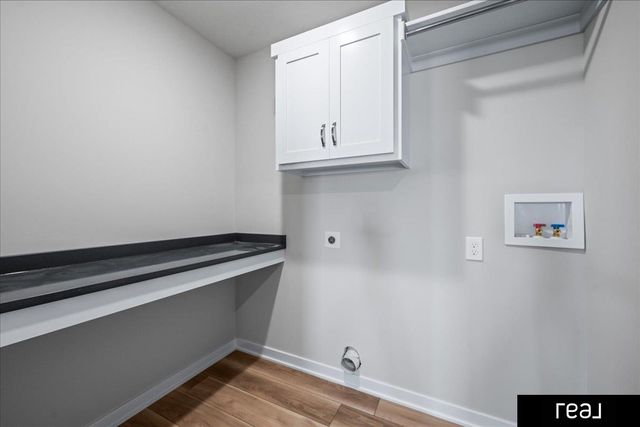 12013 S 110 Avenue Circle, Papillion, NE 68046