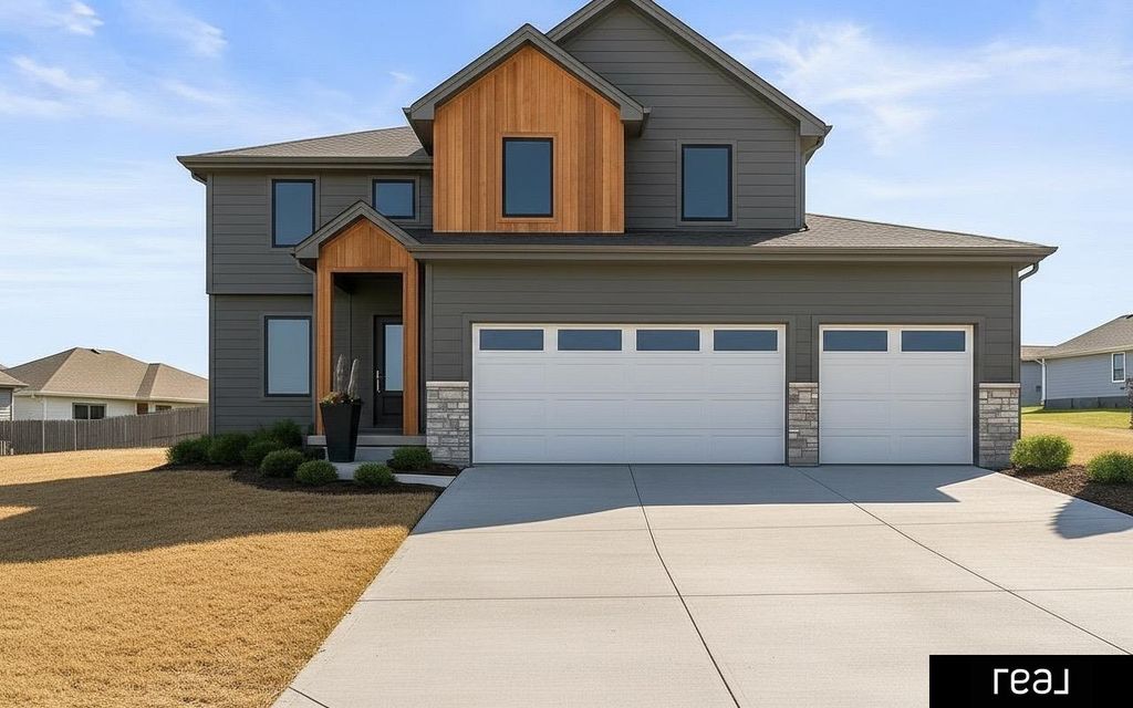 12013 S 110 Avenue Circle, Papillion, NE 68046