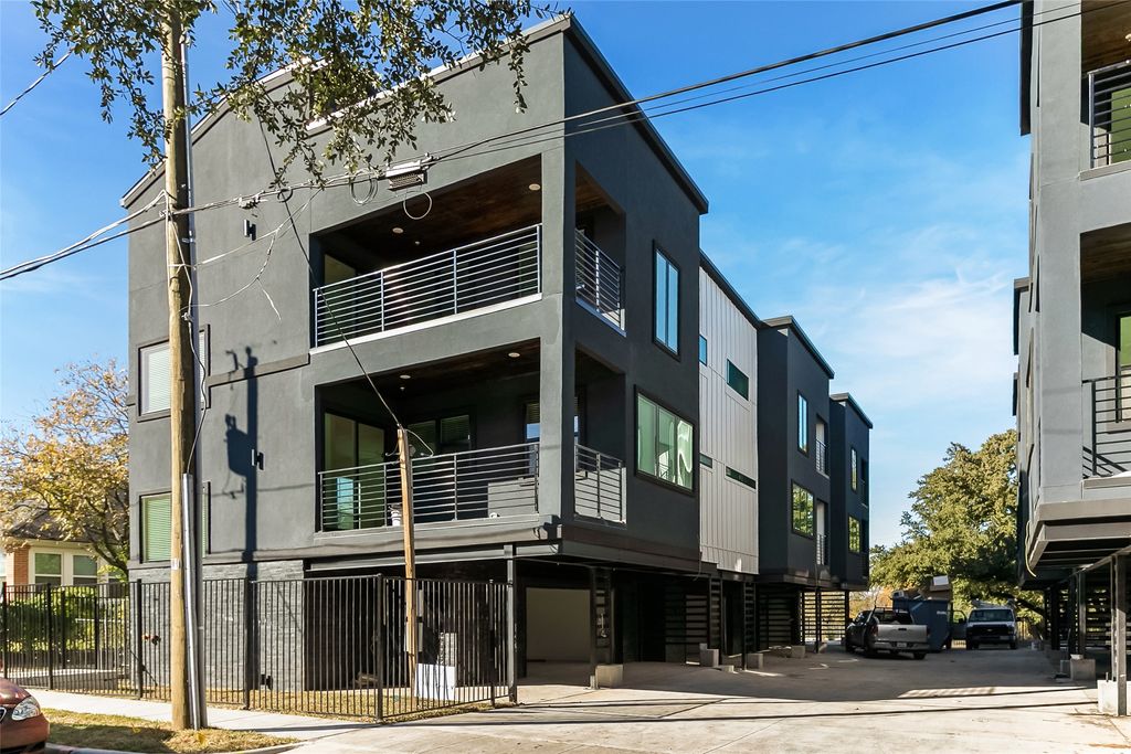 1101 Poindexter Street A1, Fort Worth, TX 76102