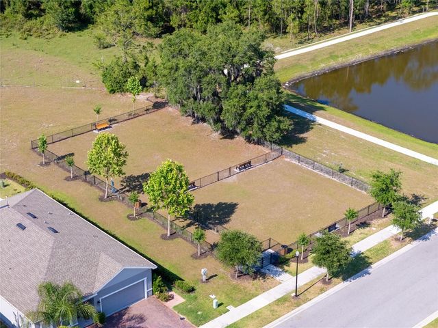 111 POLERMO AVE, St Cloud, FL 34771