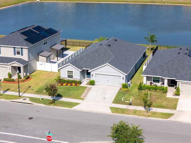 111 POLERMO AVE, St Cloud, FL 34771
