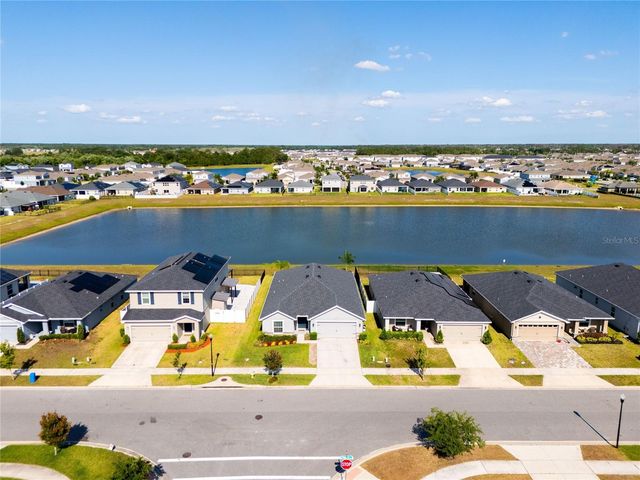 111 POLERMO AVE, St Cloud, FL 34771