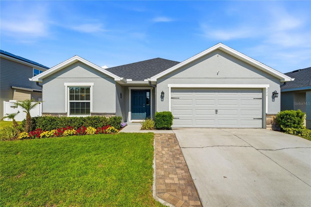 111 POLERMO AVE, St Cloud, FL 34771