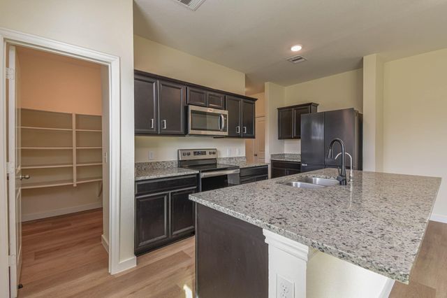 1024 Water Oak Lane, Brookshire, TX 77423