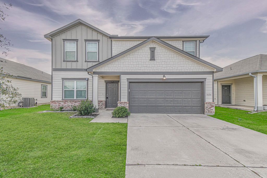 1024 Water Oak Lane, Brookshire, TX 77423