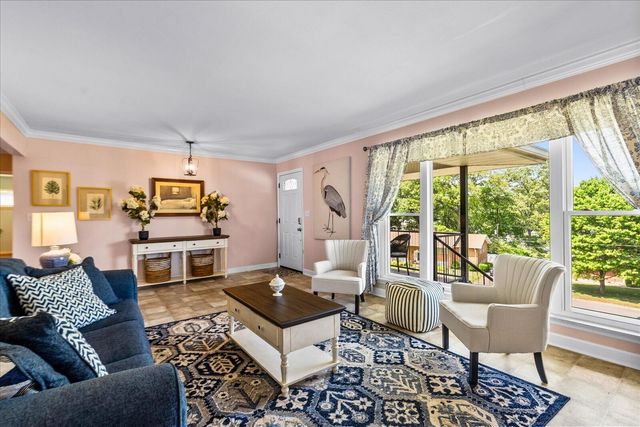 4022 Belvoir Pines Drive, Chattanooga, TN 37412