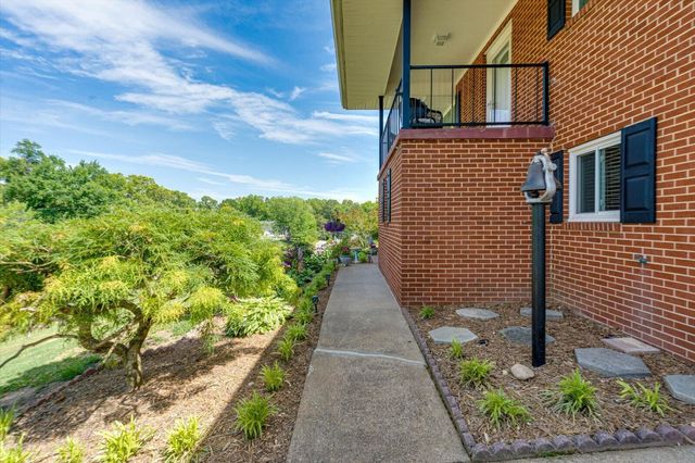 4022 Belvoir Pines Drive, Chattanooga, TN 37412