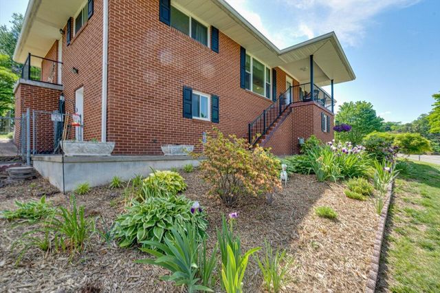 4022 Belvoir Pines Drive, Chattanooga, TN 37412