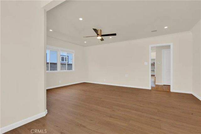 12521 Walsh, Los Angeles, CA 90066