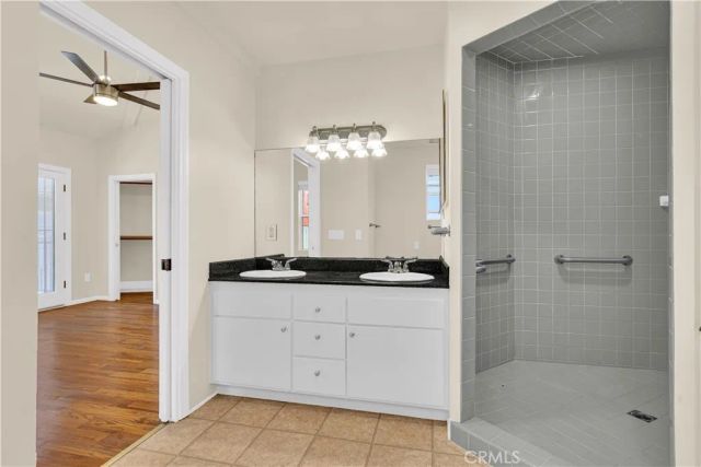 12521 Walsh, Los Angeles, CA 90066