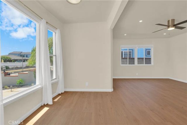 12521 Walsh, Los Angeles, CA 90066