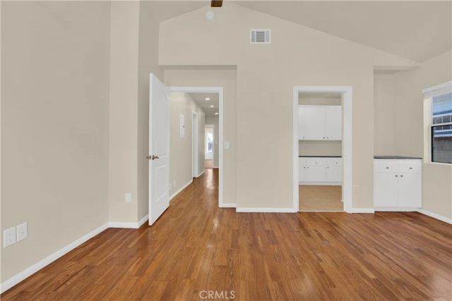 12521 Walsh, Los Angeles, CA 90066