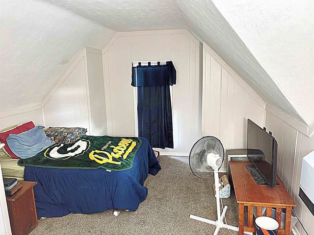 328 Howard Street, Cadillac, MI 49601