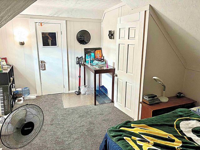 328 Howard Street, Cadillac, MI 49601