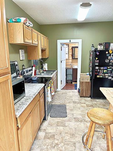 328 Howard Street, Cadillac, MI 49601