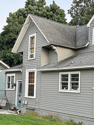 328 Howard Street, Cadillac, MI 49601