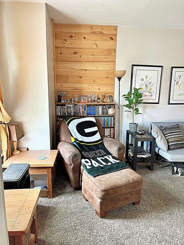 328 Howard Street, Cadillac, MI 49601