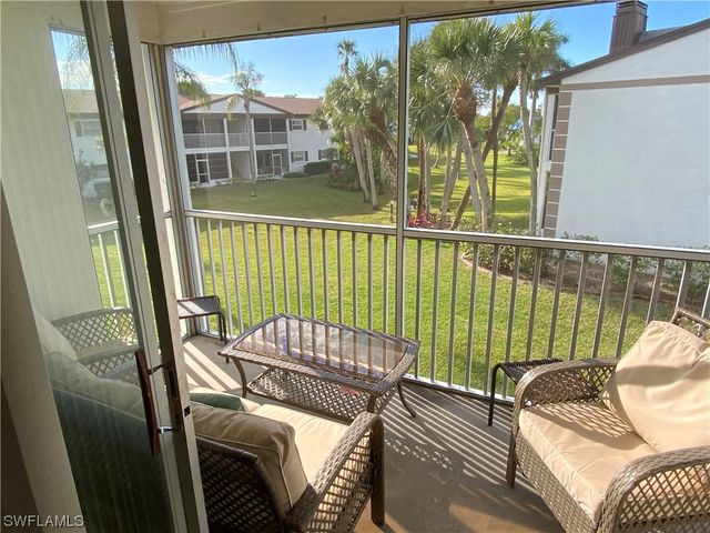 7055 New Post DR 5, North Fort Myers, FL 33917