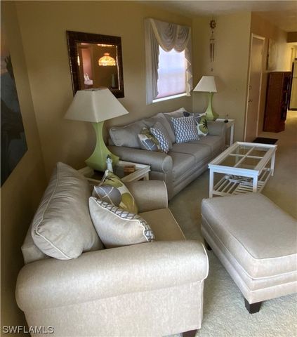 7055 New Post DR 5, North Fort Myers, FL 33917