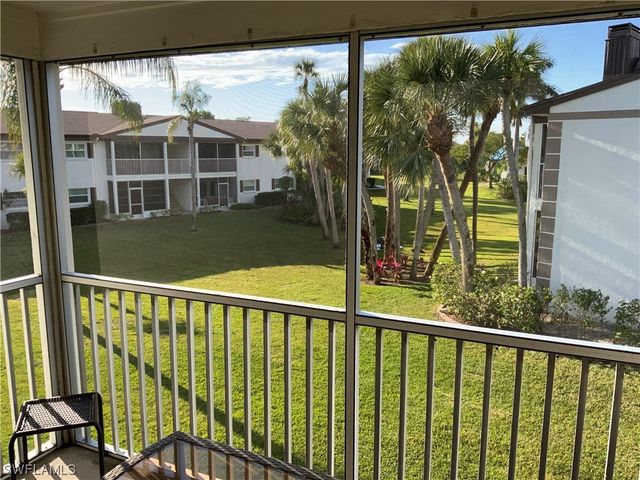 7055 New Post DR 5, North Fort Myers, FL 33917