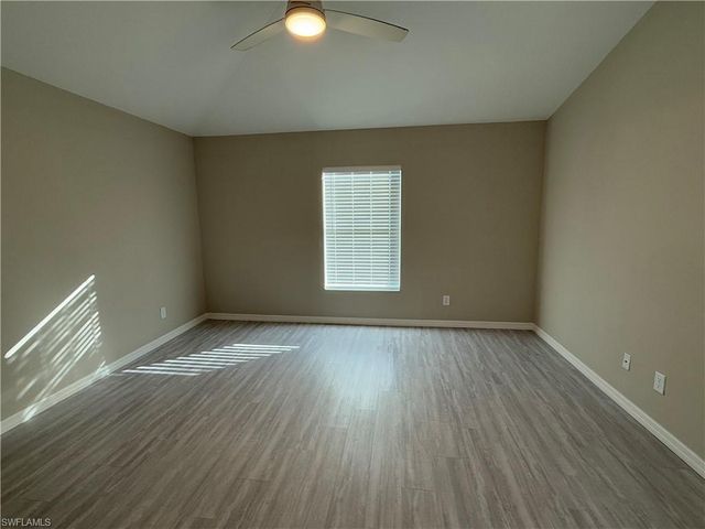 2611 4th PL, Cape Coral, FL 33993