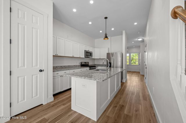 2180 Nc 304 B, Bayboro, NC 28515