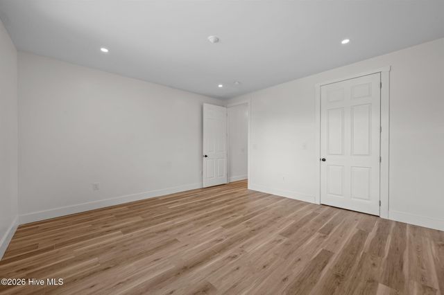 2180 Nc 304 B, Bayboro, NC 28515