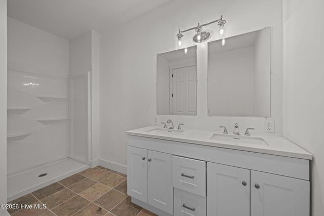 2180 Nc 304 B, Bayboro, NC 28515