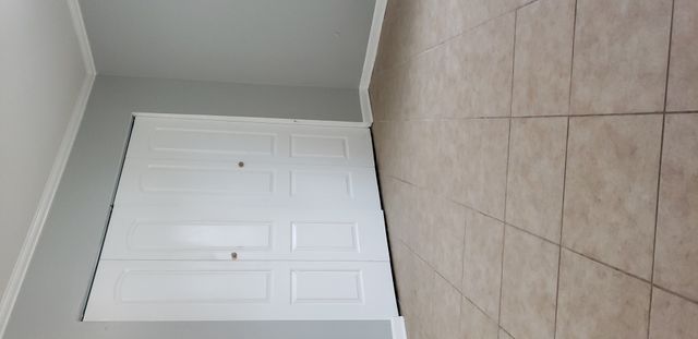 239 Malibu Drive, Bolingbrook, IL 60440