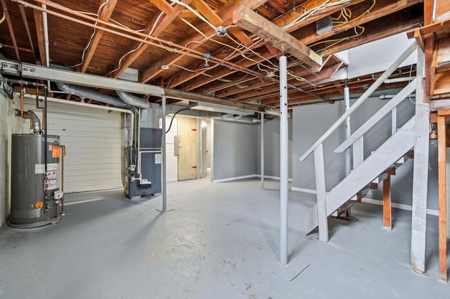 330 Larchmont Avenue, Springfield, OH 45503