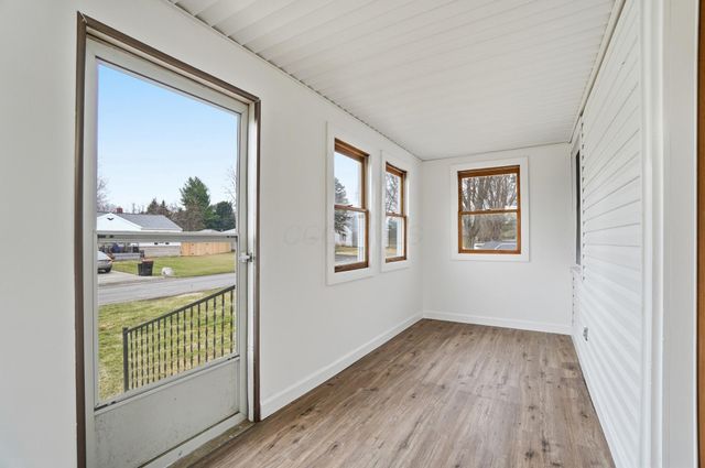 330 Larchmont Avenue, Springfield, OH 45503