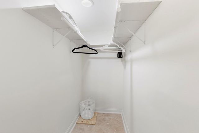 2750 Holly Hall Street 1111, Houston, TX 77054