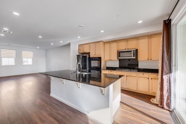 6914 Geyserville Street, Dublin, CA 94568