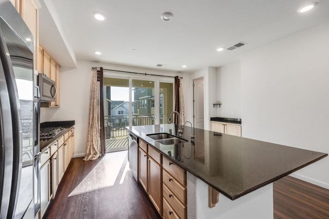 6914 Geyserville Street, Dublin, CA 94568