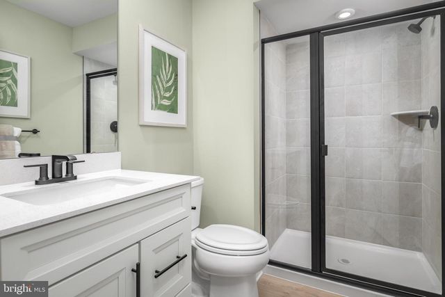 6061 LANCING DR, Sykesville, MD 21784