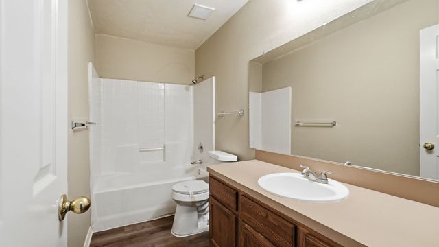 1107 Wayne Avenue, Duncanville, TX 75137