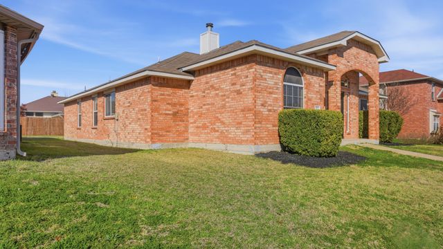 1107 Wayne Avenue, Duncanville, TX 75137