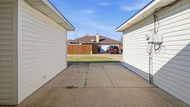1107 Wayne Avenue, Duncanville, TX 75137
