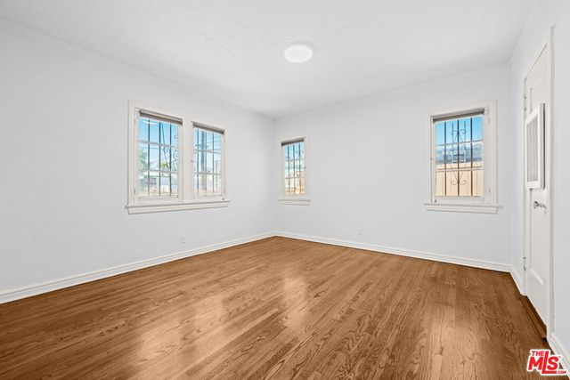637 N Detroit Street, Los Angeles, CA 90036