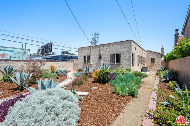 637 N Detroit Street, Los Angeles, CA 90036