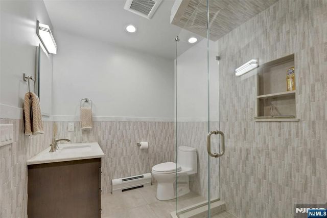 1330 Pennington Road, Teaneck, NJ 07666