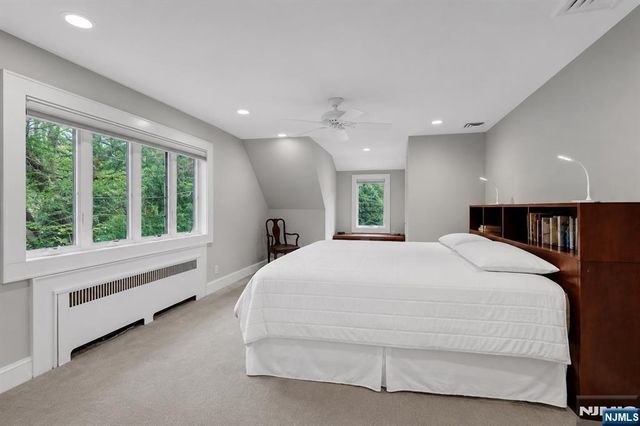 1330 Pennington Road, Teaneck, NJ 07666
