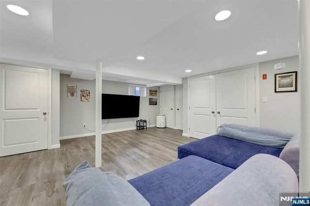 1330 Pennington Road, Teaneck, NJ 07666