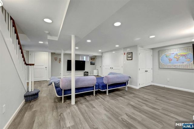 1330 Pennington Road, Teaneck, NJ 07666