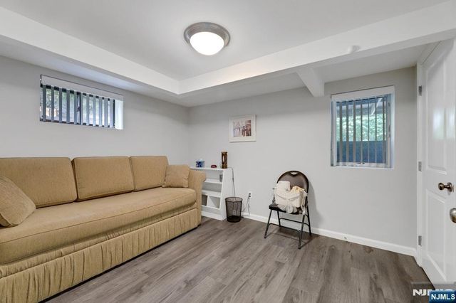 1330 Pennington Road, Teaneck, NJ 07666