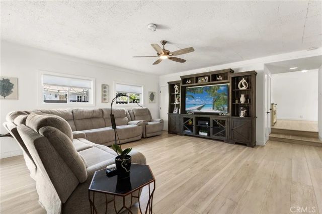 917 N Winter Street, Anaheim, CA 92805