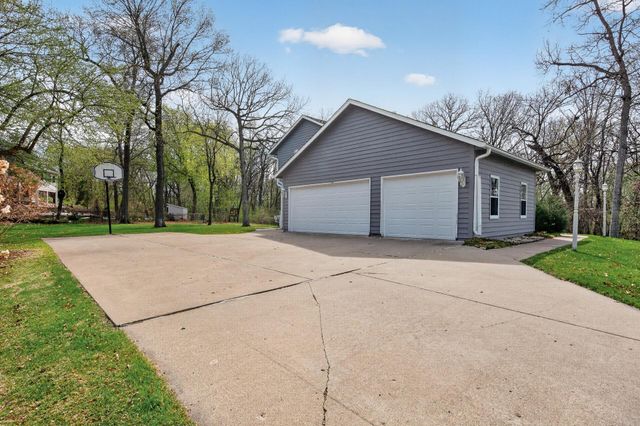 11830 175th Street W, Lakeville, MN 55044