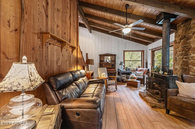 158 County Road 484, Englewood, TN 37329