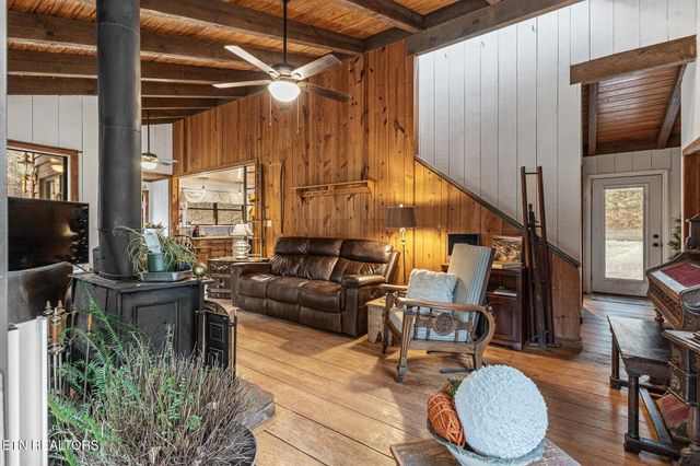 158 County Road 484, Englewood, TN 37329