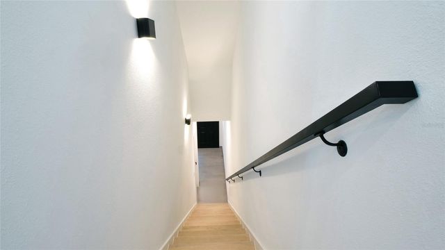 2118 4TH STREET, St Petersburg, FL 33705